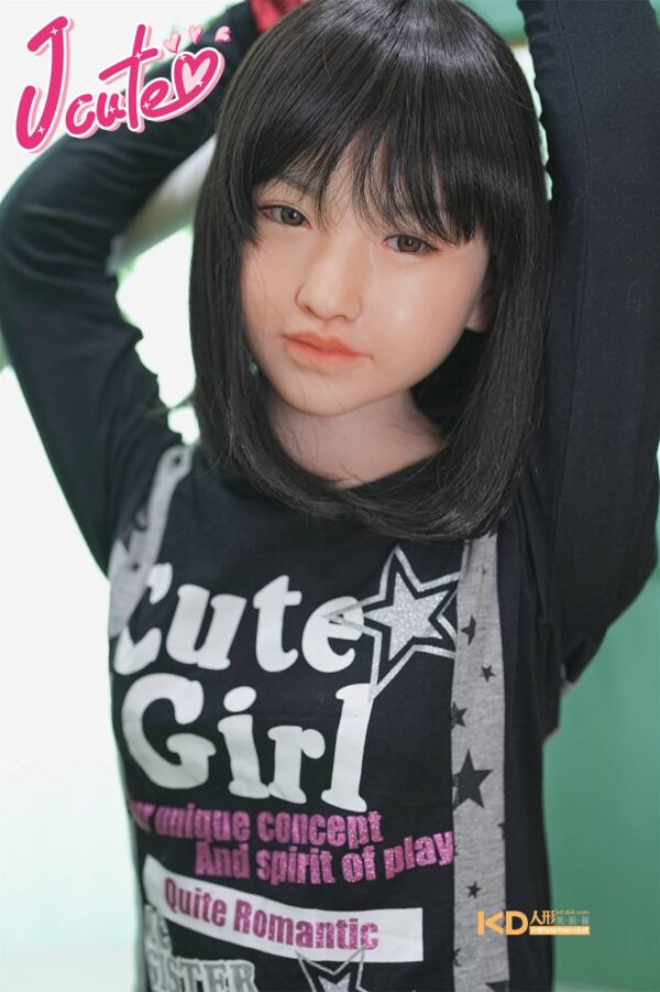 Jcute 美郁 149cm 平胸蘿莉矽膠娃娃 黑T恤