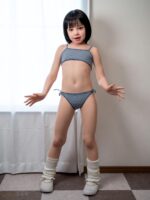 Jcute honey 124cm 平胸蘿莉矽膠娃娃 灰條紋內衣